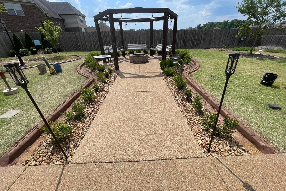 Decorative curbing website design and local service portfolio example